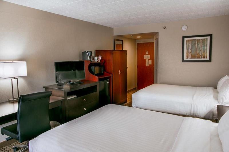 Clarion Inn Cranberry Township Exterior photo